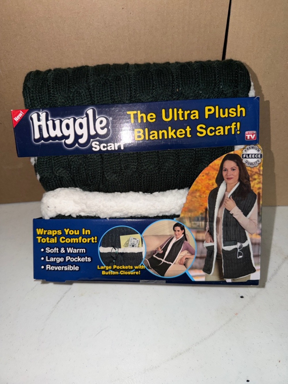Huggle Ultra Plush Blanket Scarf
